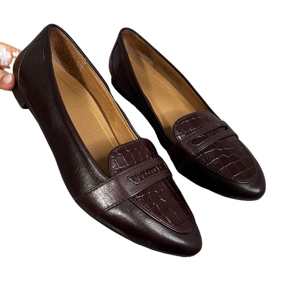 Vionic Savanna Loafer Brown Leather Size 7 - Picture 3 of 9